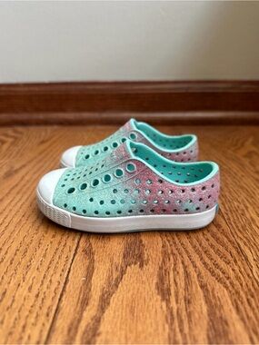 Native Shoes Girls Size C4 Glitter